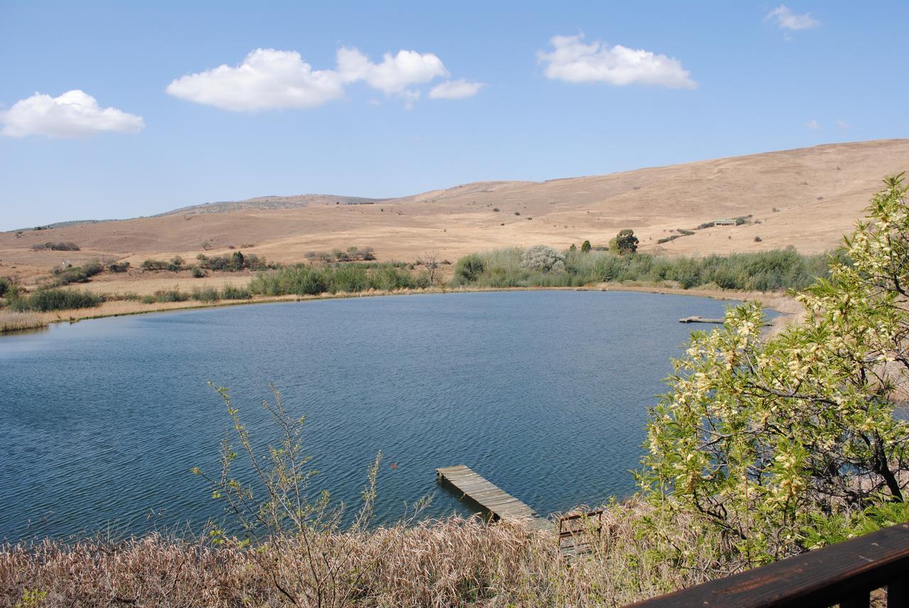 Valley Of The Rainbow Fly Fishing Estate ダルストロアーム エクステリア 写真