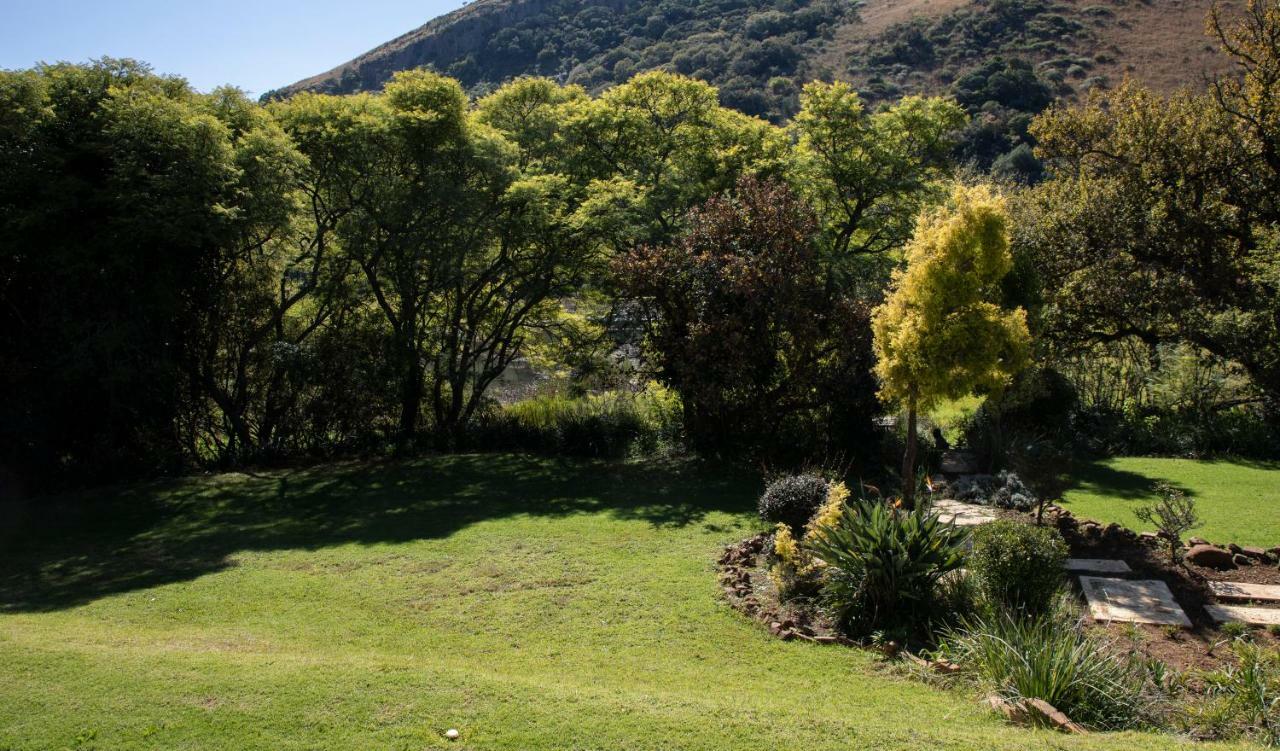 Valley Of The Rainbow Fly Fishing Estate ダルストロアーム エクステリア 写真